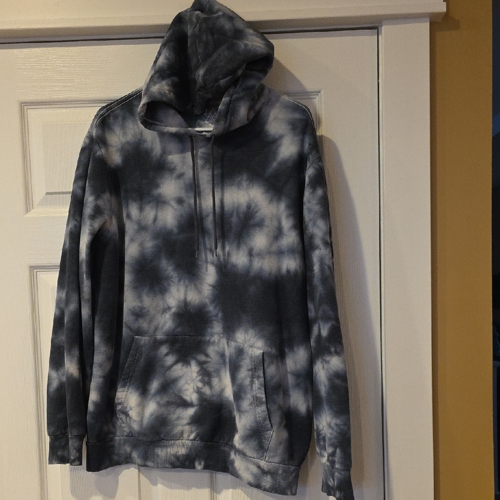 JEM Collective Men's Tie-Dye Hoodie Blue and White Size XL Boho Muted Colors